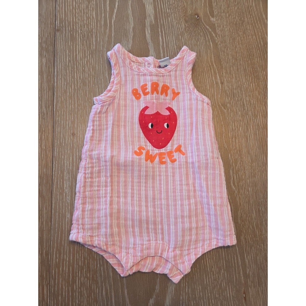 Old navy baby girl romper 0-3 mos